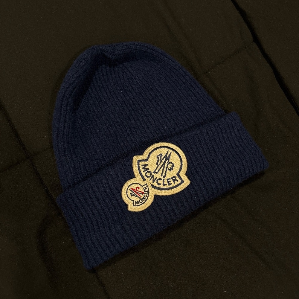 Moncler Berretto Double Logo Rib Knit Beanie Navy Blue